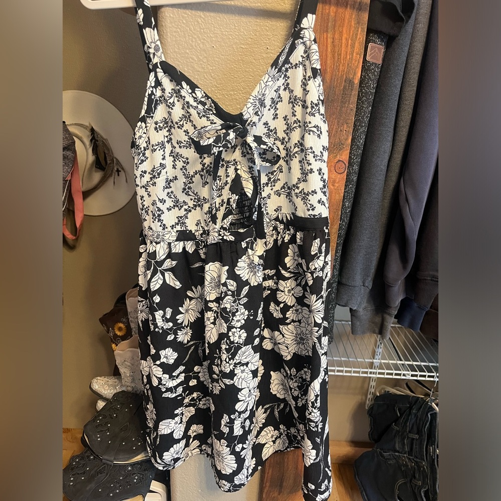 Floral black and white dress